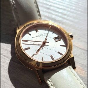 Burberry watch with ivory strap BU9108